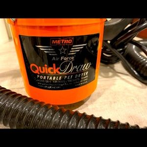 Metro Portable quick pet dryer